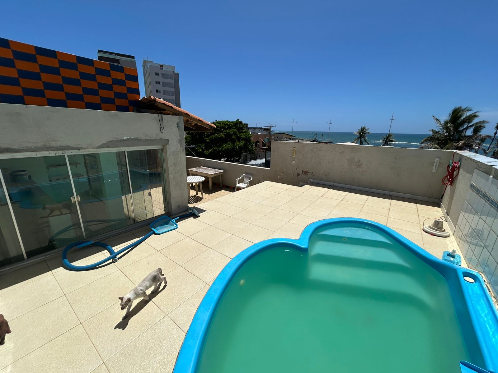 Img Venda 2 Casas térrea e 1º andar com Piscinas