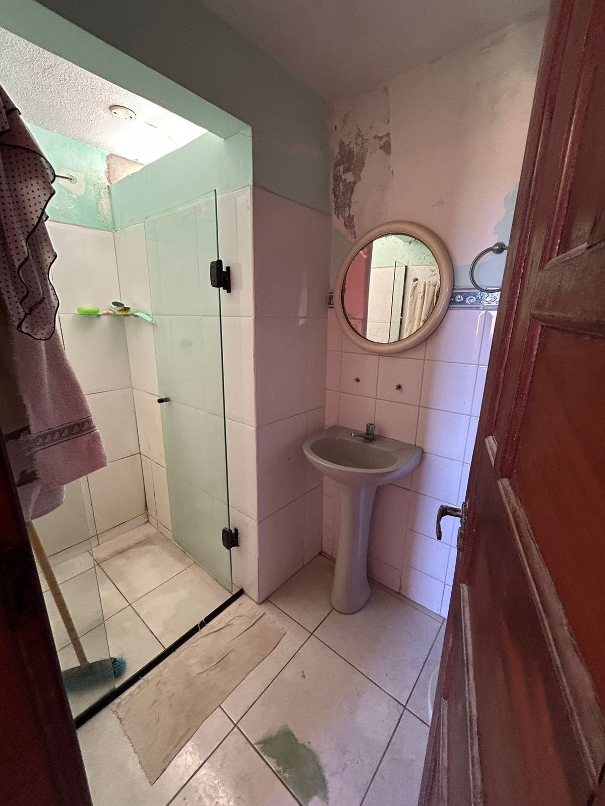 Img Venda 2 Casas térrea e 1º andar com Piscinas