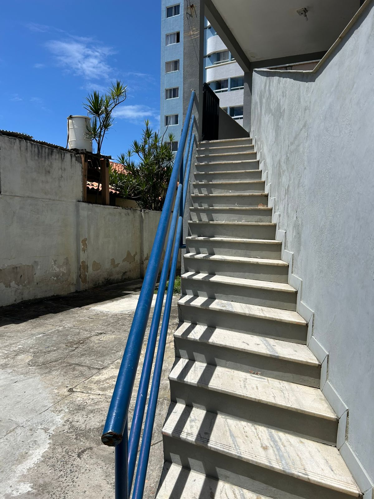 Img Venda 2 Casas térrea e 1º andar com Piscinas