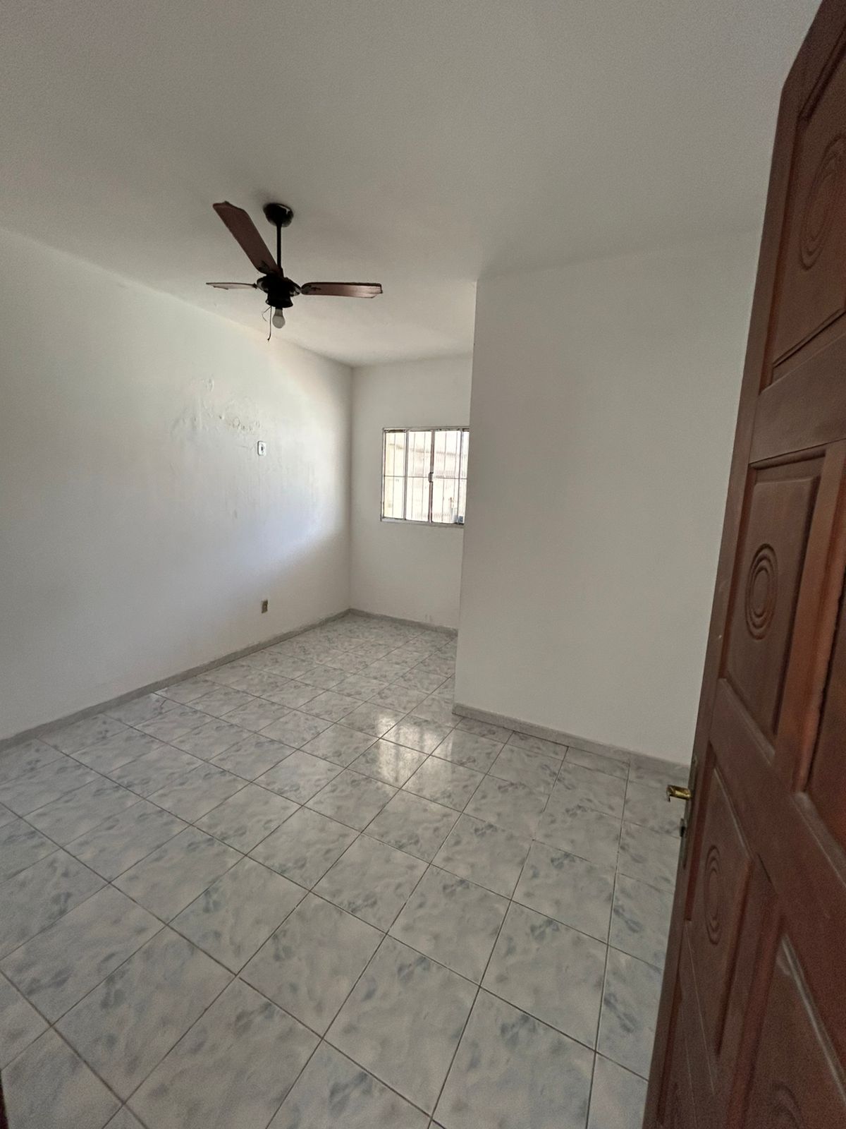 Img Venda 2 Casas térrea e 1º andar com Piscinas