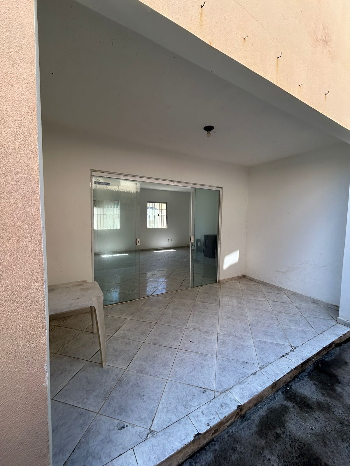 Img Venda 2 Casas térrea e 1º andar com Piscinas