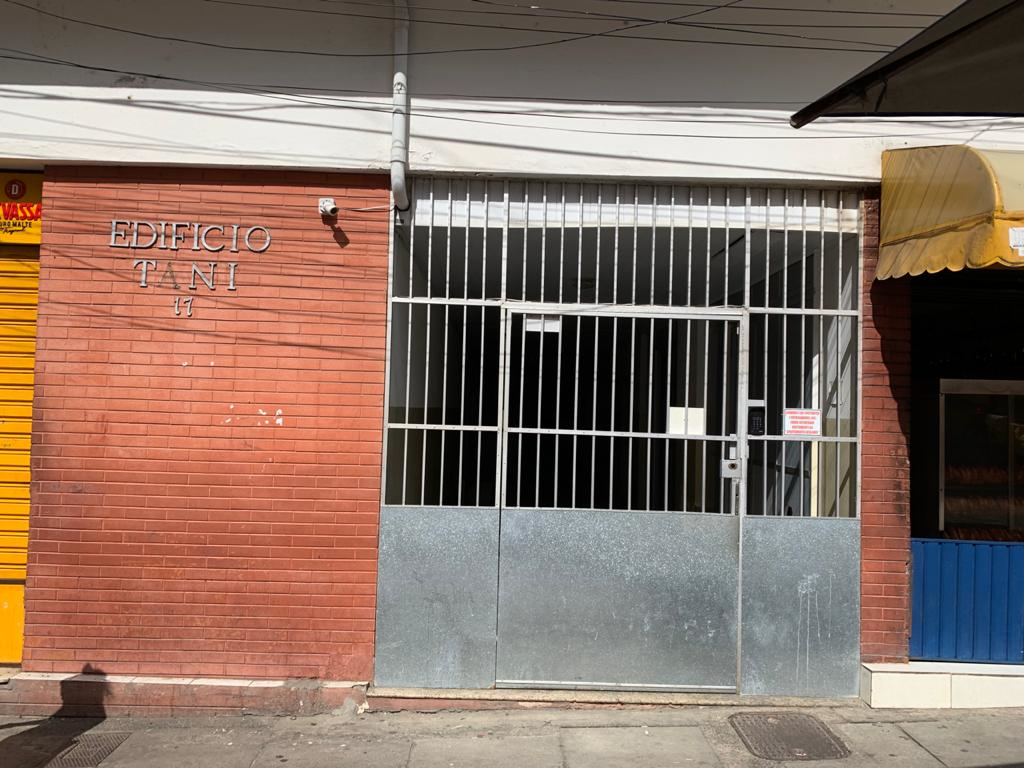 Img Venda de Apto ¼ com dependência centro